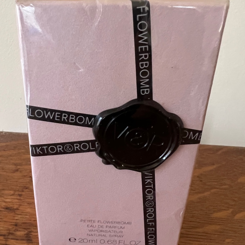 Victor Rolf Petite Flowerbomb 20ml
